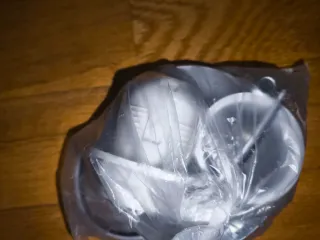 Pantalla de lámpara embellecedora blanca y negra