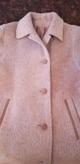 Abrigo señora. Composición: lana llama y alpaca