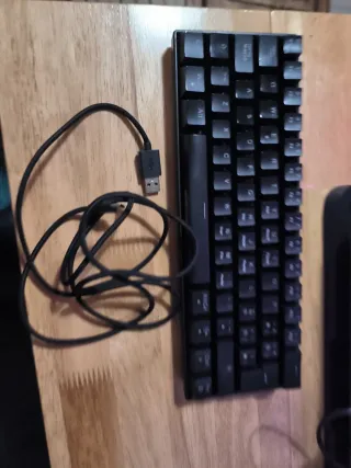 Teclado Mecánico Mars Gaming RGB