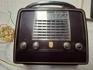 Radio Philips Antigua Válvulas Portátil