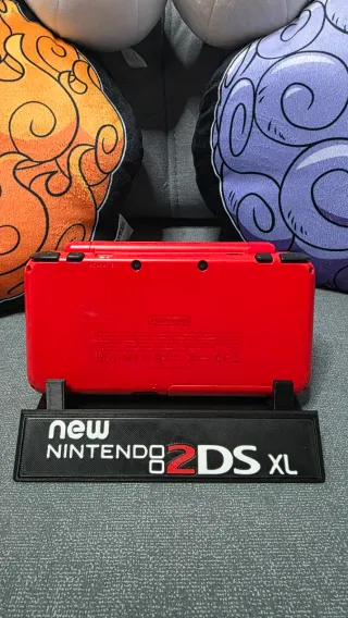 New Nintendo 2DS XL edición Pokémon + 6 Juegos