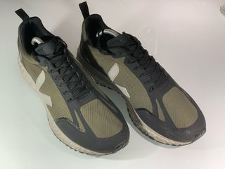 Zapatillas Veja Talla 44 Verde y Negro