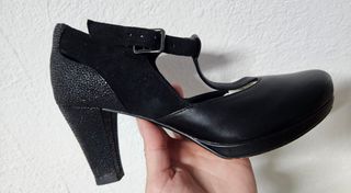 Zapatos de tacón Clarks de cuero negros