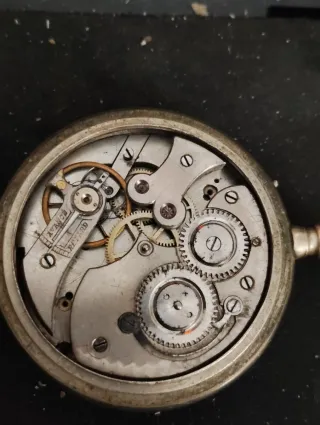 Lote 3 orologi da tasca svizzeri