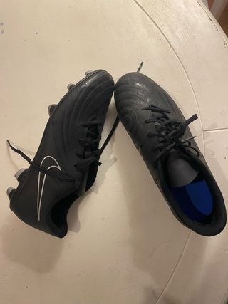 Botas de fútbol Nike Talla 40 Negras