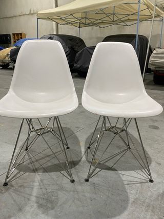 Sillas comedor o jardín blancas y Rojas