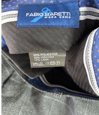 Pantalón de traje de cuadros gris