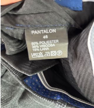 Pantalón de traje de cuadros gris