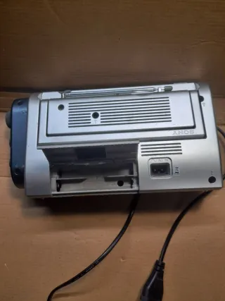 Radio Sony Portátil Plata