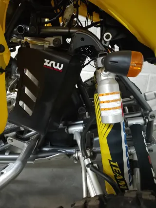 Suzuki LTZ 400