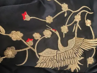 Bomber Pull&Bear raso negra bordada