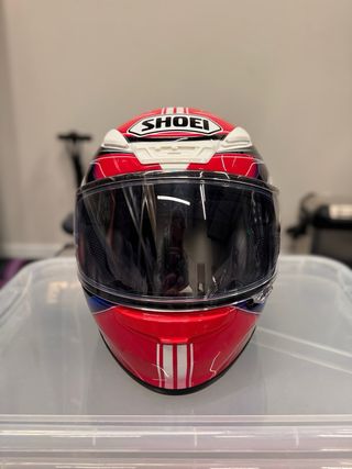 Casco SHOEI Rojo y Blanco Fibra Carbono para niños
