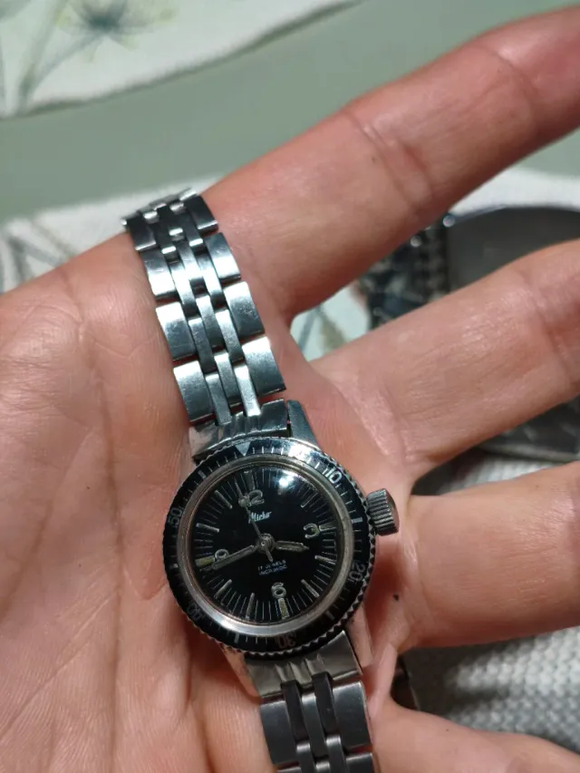 Reloj Micro 17 Jewels Incabloc