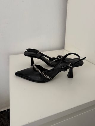 Sandalias Slingback Tacón Bajo Cadena