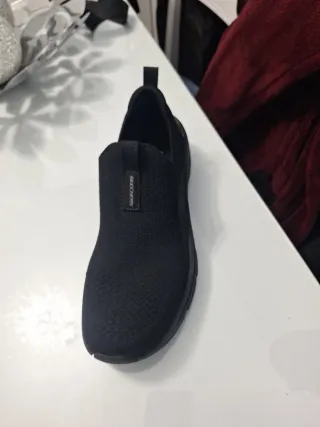 Zapatillas Skechers Negras Slip-On