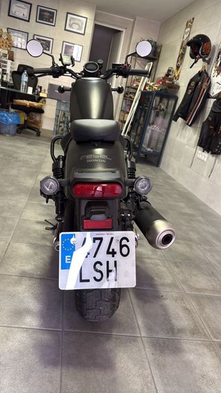 Honda CMX500 Rebel Negra