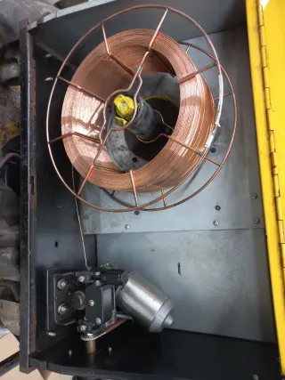 Soldadora Deca 7500 Mig/Mag 350Amperios  Trifásica