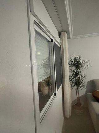 Puerta de aluminio 70x220