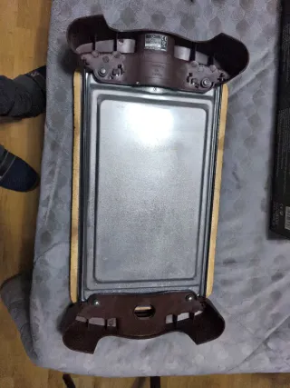 Plancha Eléctrica Jata Terracota