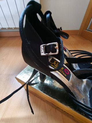 Zapatos de baile tiras negras Reina 40