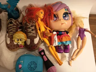 Lote Juguetes y Zapatillas Niños