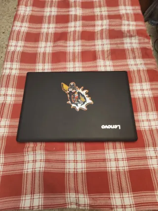 Portátil Lenovo Negro