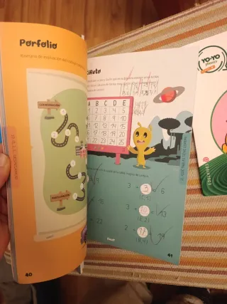 Libros colegio leer en un clic, yoyo phonics emat