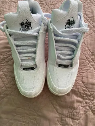 Louis Vuitton Skate Bianche Tg 43