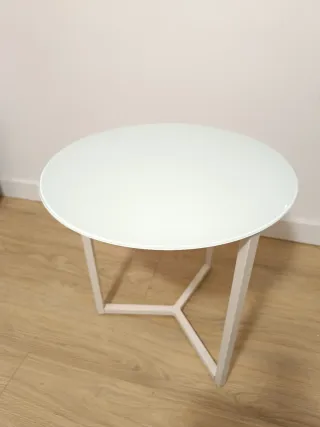 Mesita auxiliar redonda cristal y metal