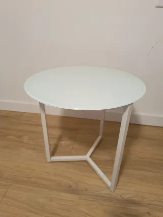 Mesita auxiliar redonda cristal y metal