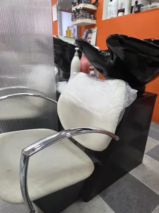 Mobiliario Peluquería Completo precio a convenir