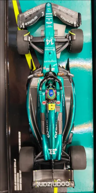 Aston Martin AMR23 Alonso Edicion Limitada 100.