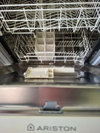 lavavajillas Ariston 60cm