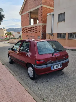 Renault Clio 1.2