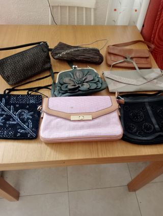 Lote de 7 bolsos de mano y de hombro 5 € cada uno