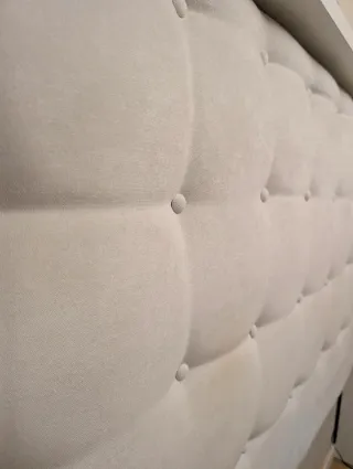 Cabecero de tela beige