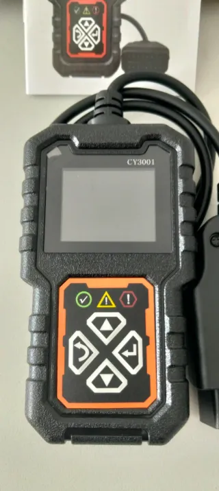 Escáner OBDII CY3001 Diagnóstico Automotriz