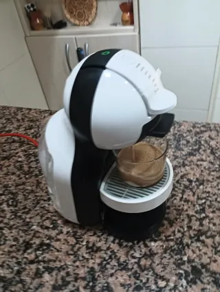 Cafetera Dolce Gusto Automática