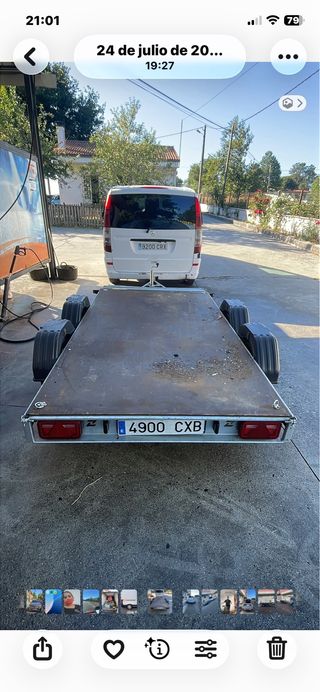 Remolque cerrado gris