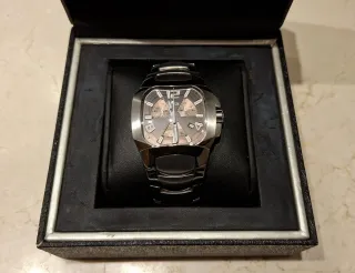 Reloj Lotus de titanio