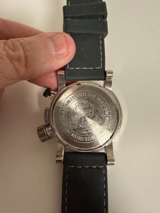 Reloj Calgary Cronógrafo Plata y Rojo