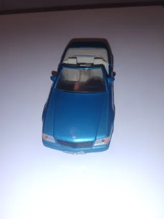 Mercedes 500 SL 1:24
