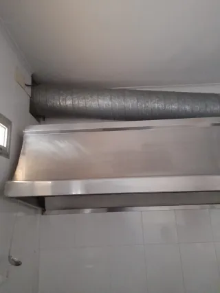 Campana extractora 3m con motor