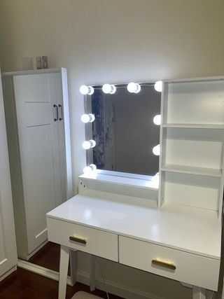 Tocador Blanco con Espejo y Luces LED