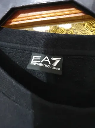 Sudadera Emporio Armani EA7 Negra