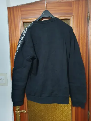 Sudadera Emporio Armani EA7 Negra