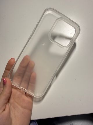 Capa iPhone 16 Pro Transparente Fosca