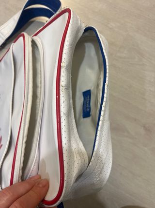 Bolso deportivo Adidas blanco y azul