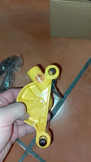 Antirrobo remolque y sujeta matrícula