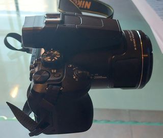 Cámara Nikon P950 Negra